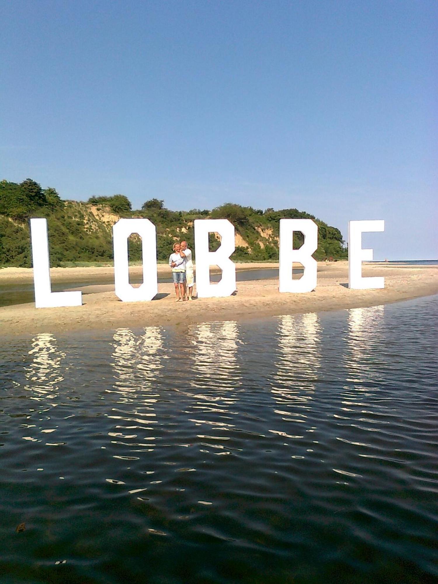 Strand-Hotel Lobbe Exterior foto